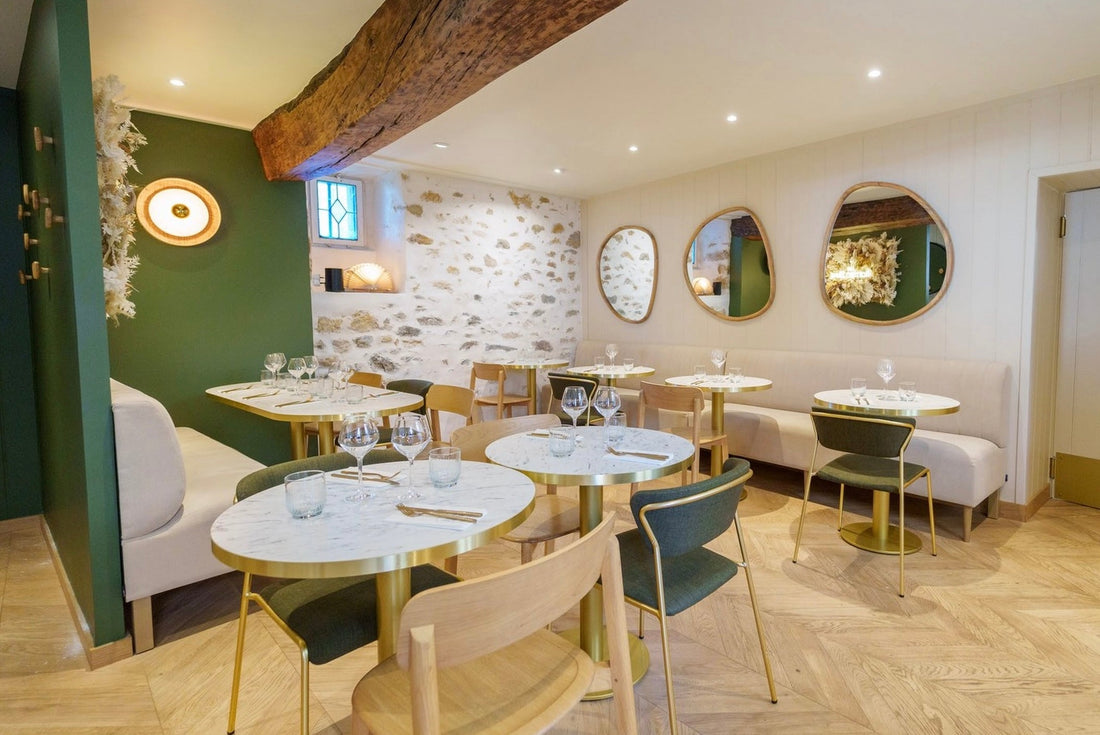 Exposition dans le restaurant Le Roman Bleu sur l'île de Noirmoutier